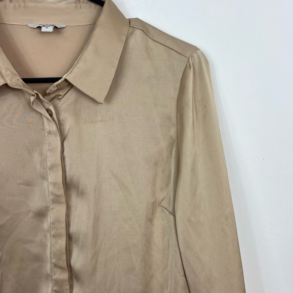 Guess Satin Button Down Blouse Sz M - Picture 3 of 7